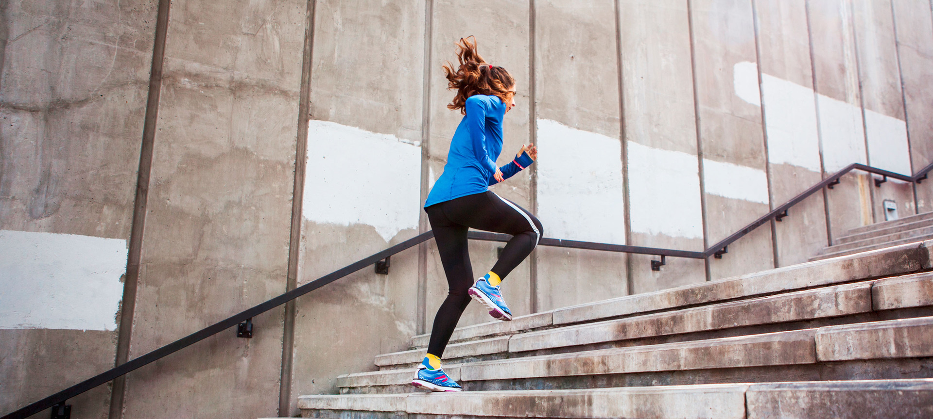 چگونه منیزیم به سلامت پوست و استایل شما کمک می‌کند؟ راهنمای انتخاب بهترین نوع و تأثیرات منیزیوم